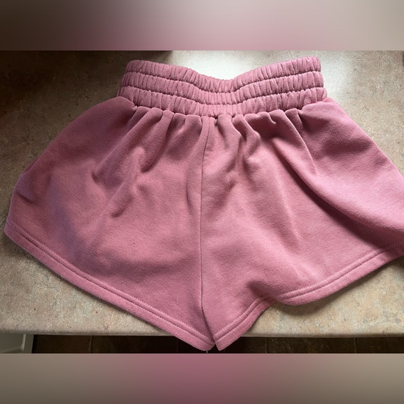 pink sweatshorts 🎀 - Picture 4 of 6